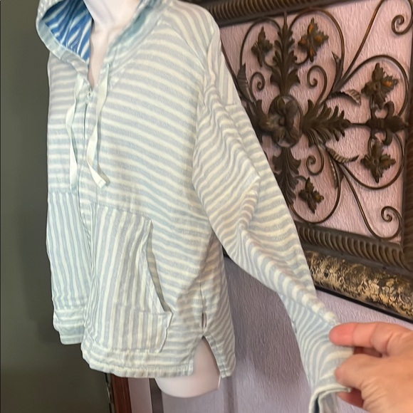 Columbia Striped Hoodie - zip with kangaroo pockets - Sz XL - Picture 5 of 9